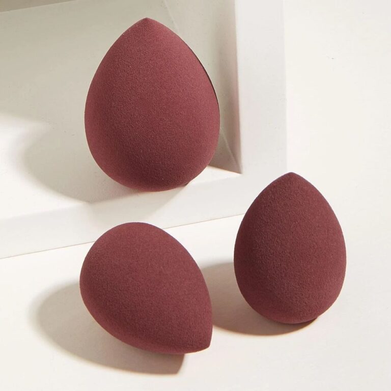 Makeup blending sponge